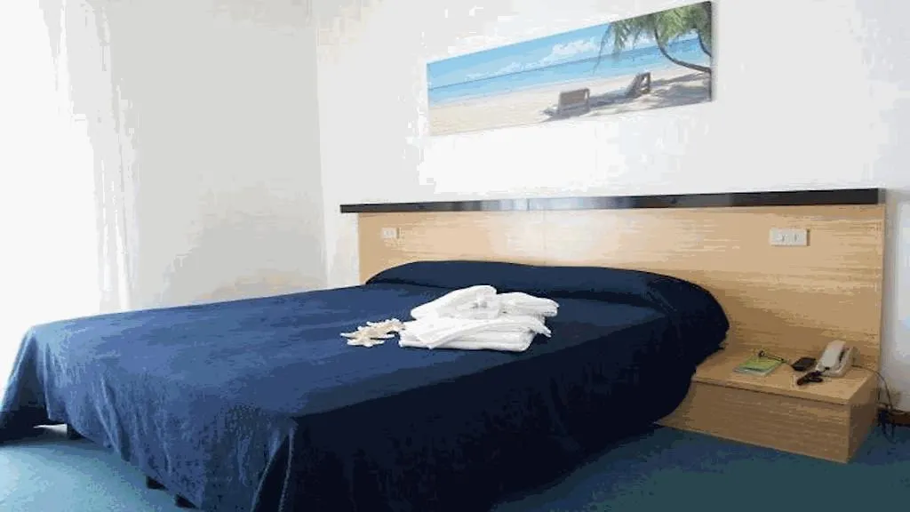 Hotel Palme Park & Beach Included ليدو دي يسولو