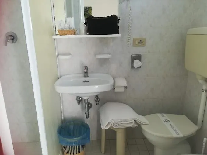 ***  Hotel Palme Park & Beach Included ليدو دي يسولو إيطاليا